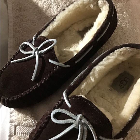 UGG - Picture 4 of 8